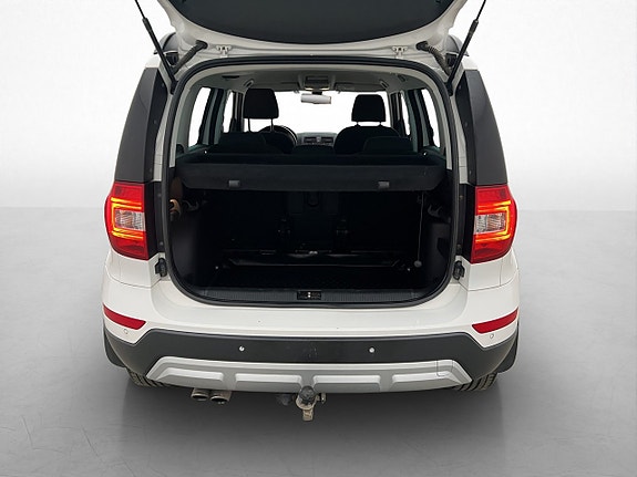Skoda Yeti Outdoor 24 of 28