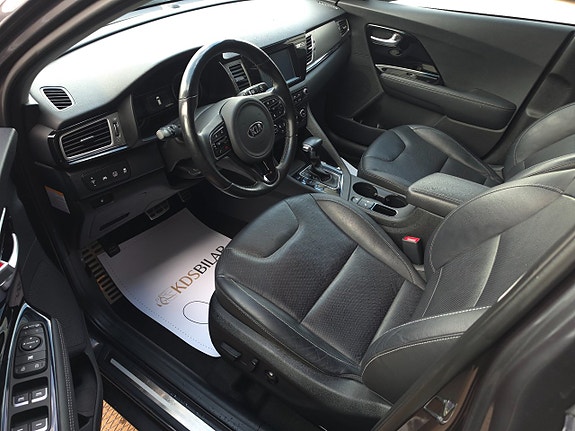Kia Niro 8 of 12
