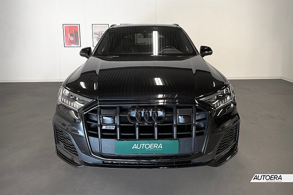 Audi SQ7 5 of 5
