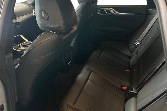 BMW i4 17 of 26
