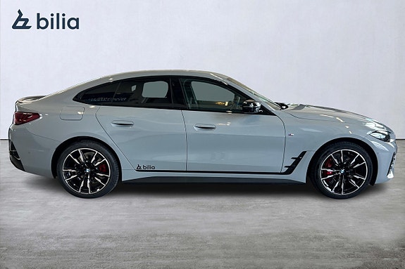 BMW i4 7 of 26