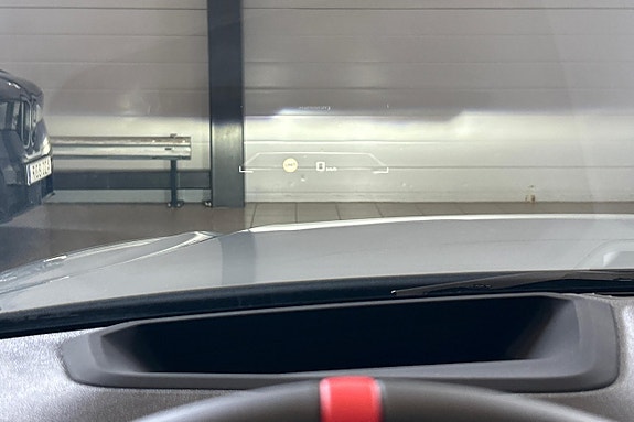 BMW i4 23 of 26