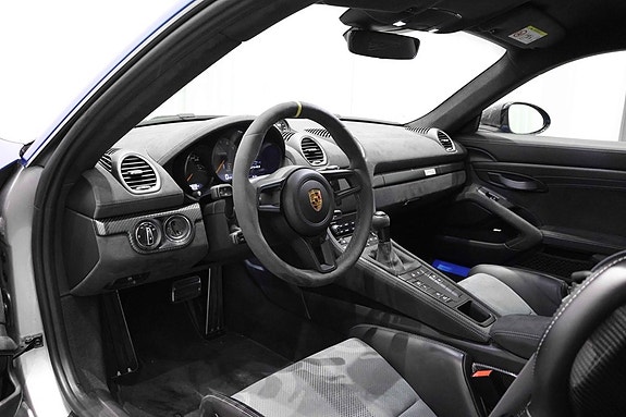 Porsche 718 12 of 27