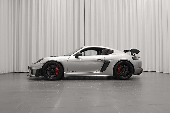 Porsche 718 2 of 5