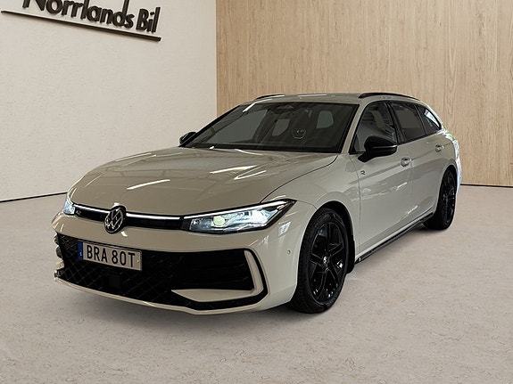 Volkswagen Passat 2025
