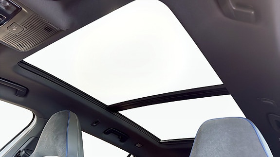 Volkswagen Passat 10 of 14