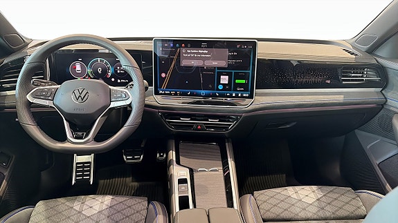 Volkswagen Passat 11 of 13
