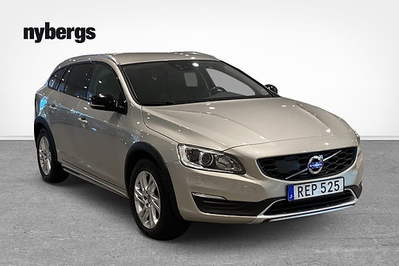 Volvo V60 Cross Country 5 of 5