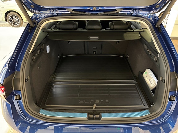 Skoda Superb 7 of 27