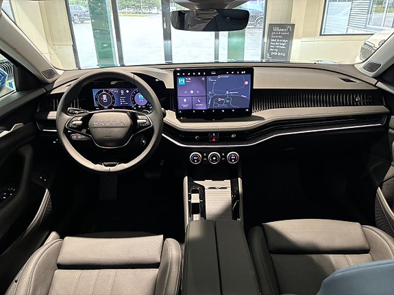 Skoda Superb 12 of 27