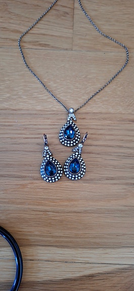 Product image 12 of 51