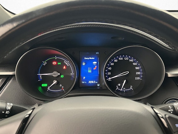 Toyota C-HR 14 of 25