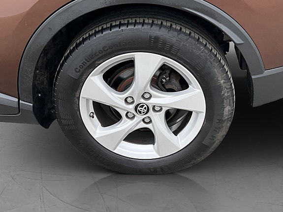 Toyota C-HR 23 of 25