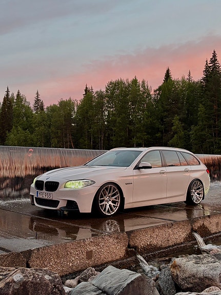 BMW 520d 12 of 25