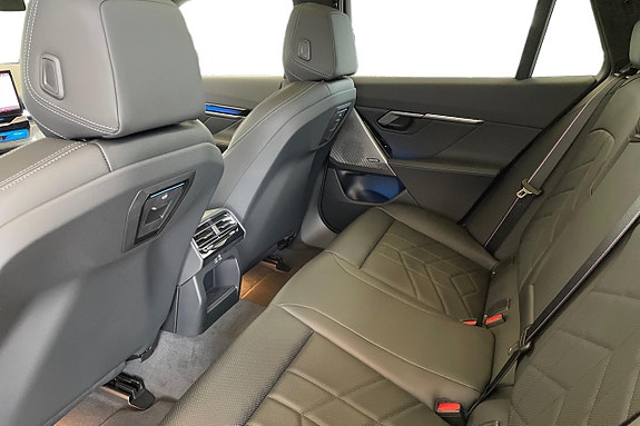 BMW 530e 22 of 22