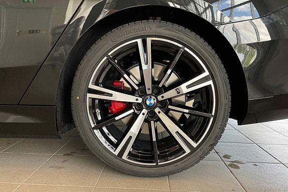 BMW 530e 13 of 22