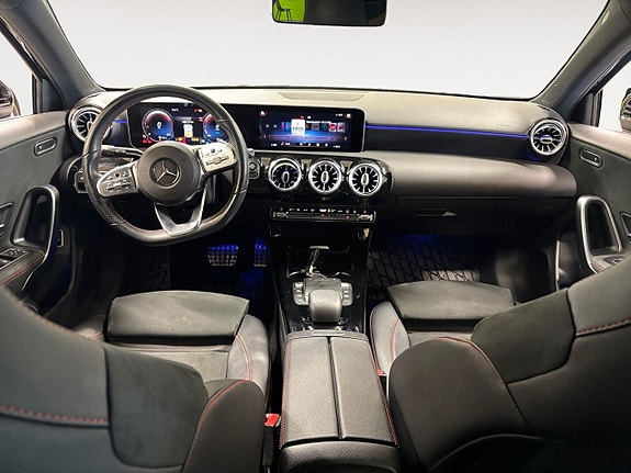 Mercedes-Benz A250 e 9 of 20