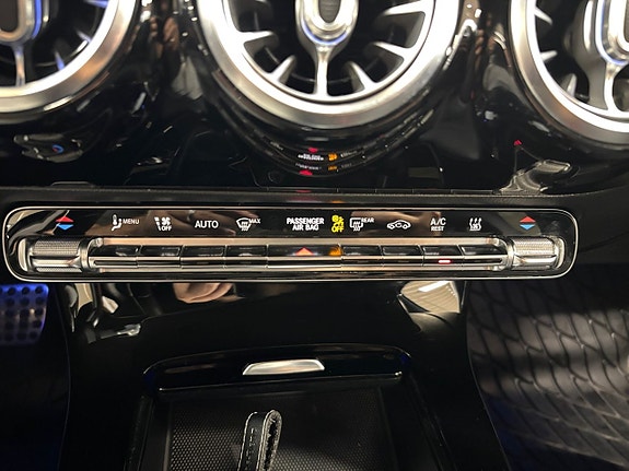 Mercedes-Benz A250 e 20 of 20