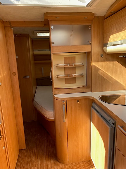 Adria Adora 512 UP 6 of 10
