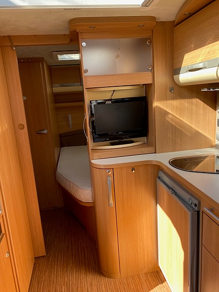Adria Adora 512 UP 8 of 10