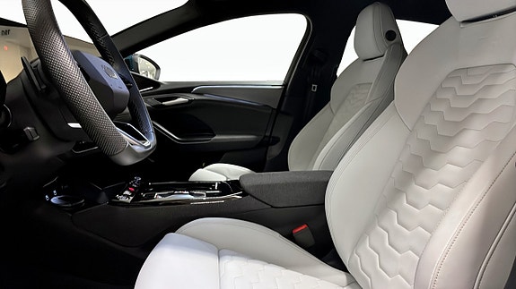 Audi A6 8 of 14