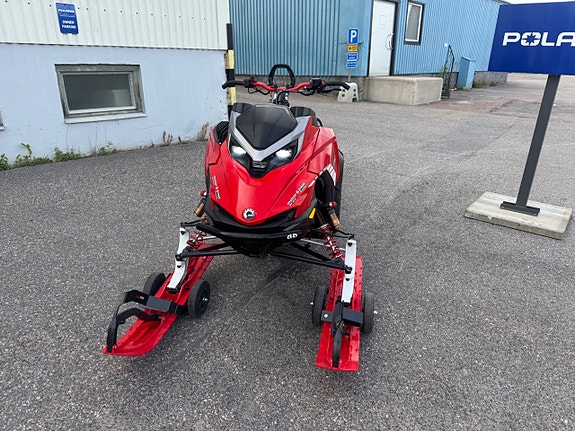 Lynx SHREDDER RE 850 E-TEC 3700 - 26 3 of 9