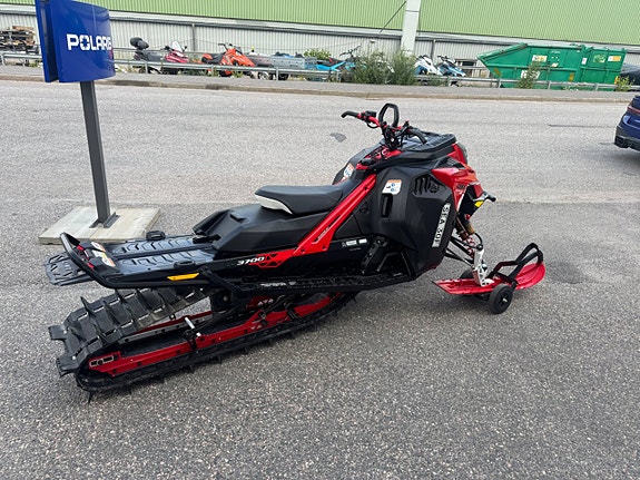 Lynx SHREDDER RE 850 E-TEC 3700 - 26 7 of 9