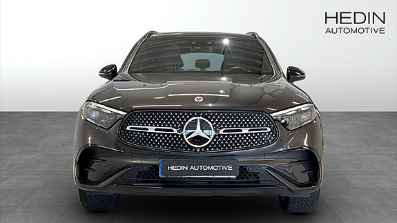 Mercedes-Benz GLC300 de 8 of 13