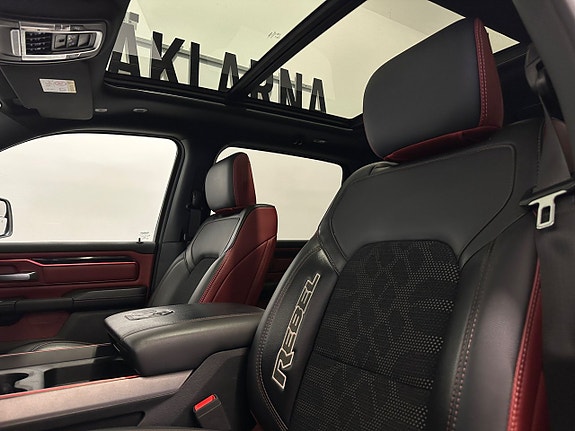 Dodge RAM 1500 16 of 30