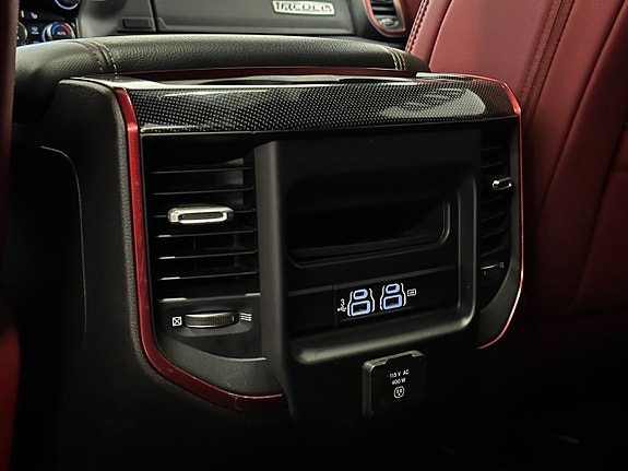 Dodge RAM 1500 25 of 30