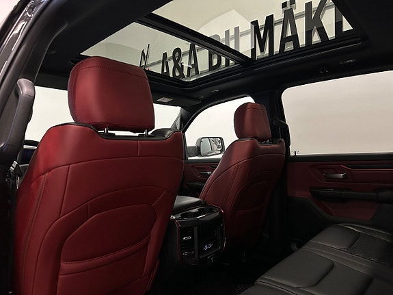 Dodge RAM 1500 23 of 30