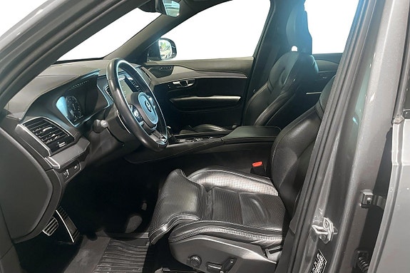 Volvo XC90 7 of 21