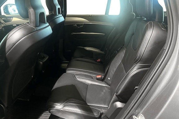 Volvo XC90 9 of 21