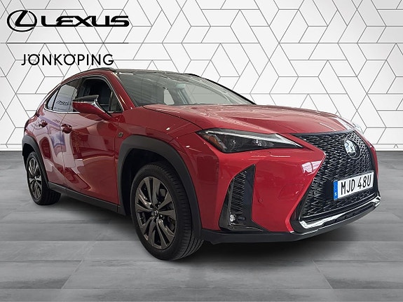 Lexus UX250h 3 of 16
