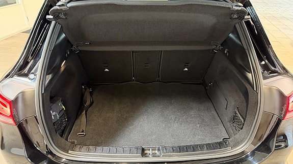 Mercedes-Benz GLA250 e 11 of 20