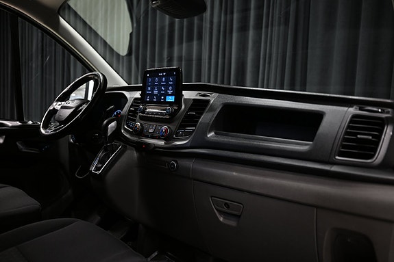 Ford Transit Custom 26 of 30