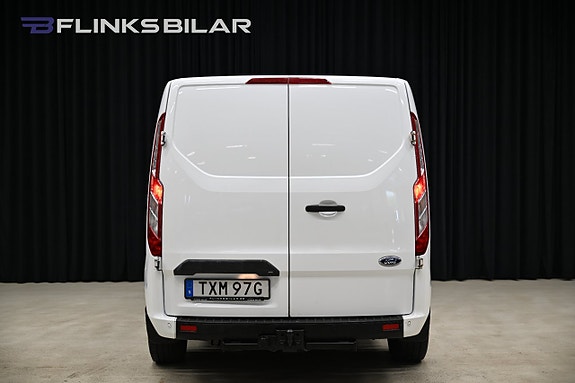 Ford Transit Custom 18 of 30