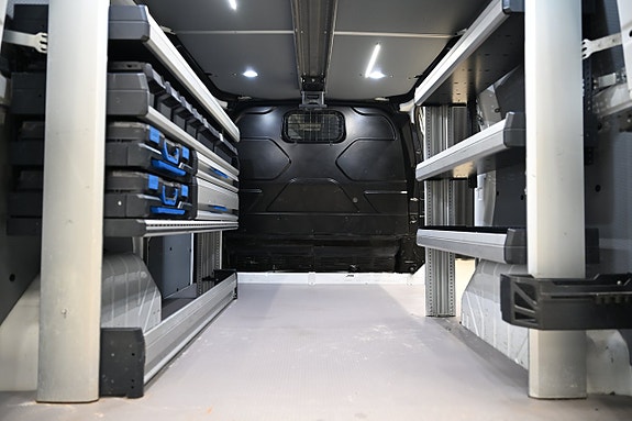 Ford Transit Custom 3 of 30