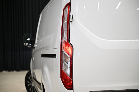Ford Transit Custom 19 of 30