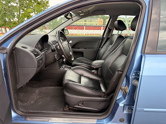 Ford Mondeo 5 of 9