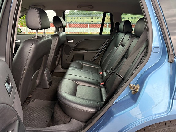 Ford Mondeo 9 of 9