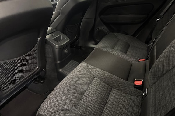 Volvo XC60 12 of 22