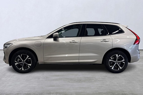 Volvo XC60 2 of 22