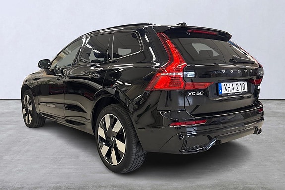 Volvo XC60 4 of 21