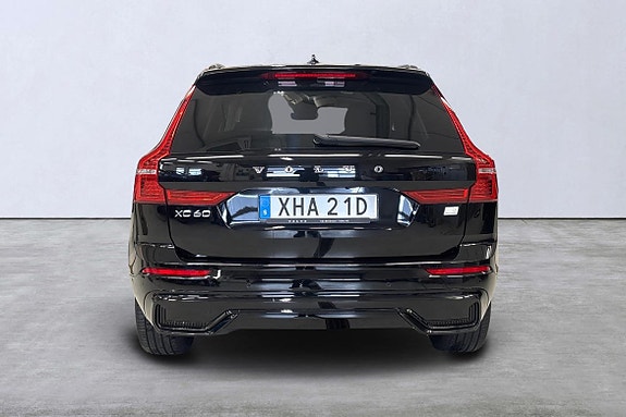Volvo XC60 5 of 21