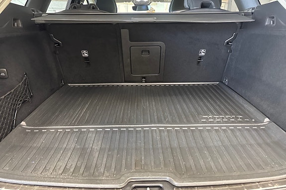 Volvo XC60 13 of 21