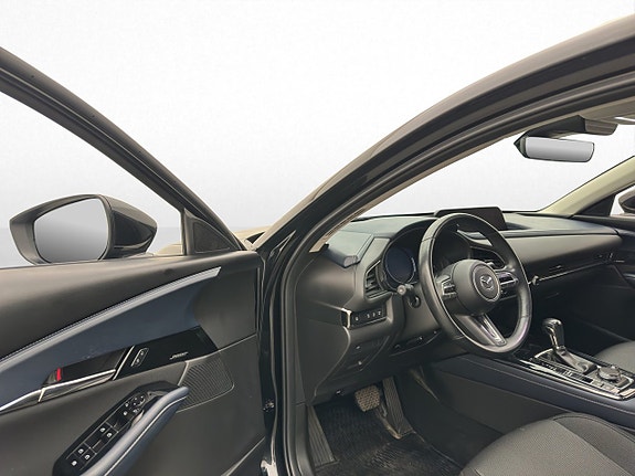Mazda CX-30 10 of 30