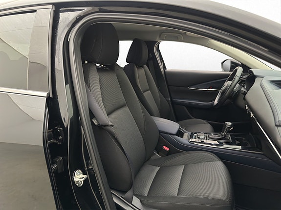 Mazda CX-30 14 of 30