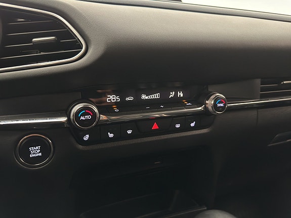 Mazda CX-30 22 of 30