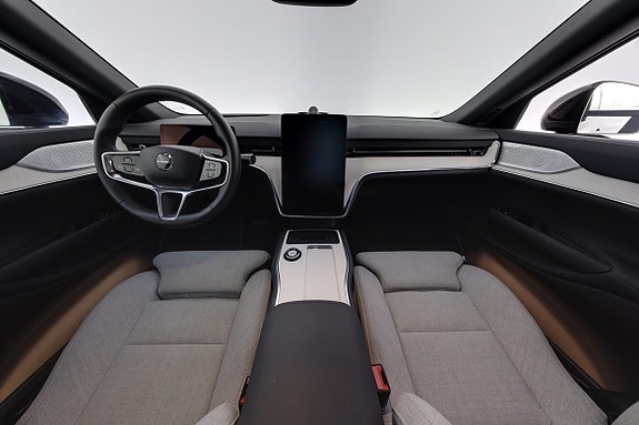 Volvo EX90 7 of 28